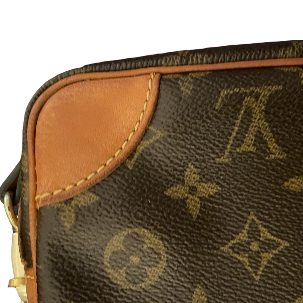 **SOLD**Auth Louis Vuitton Monogram Marly Dragonne PM Clutch/converted Crossbody - Picture 5 of 14
